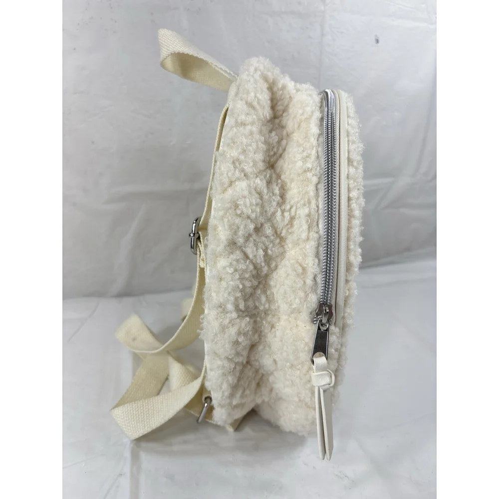 Art classSMALL FAUX FUR backpack